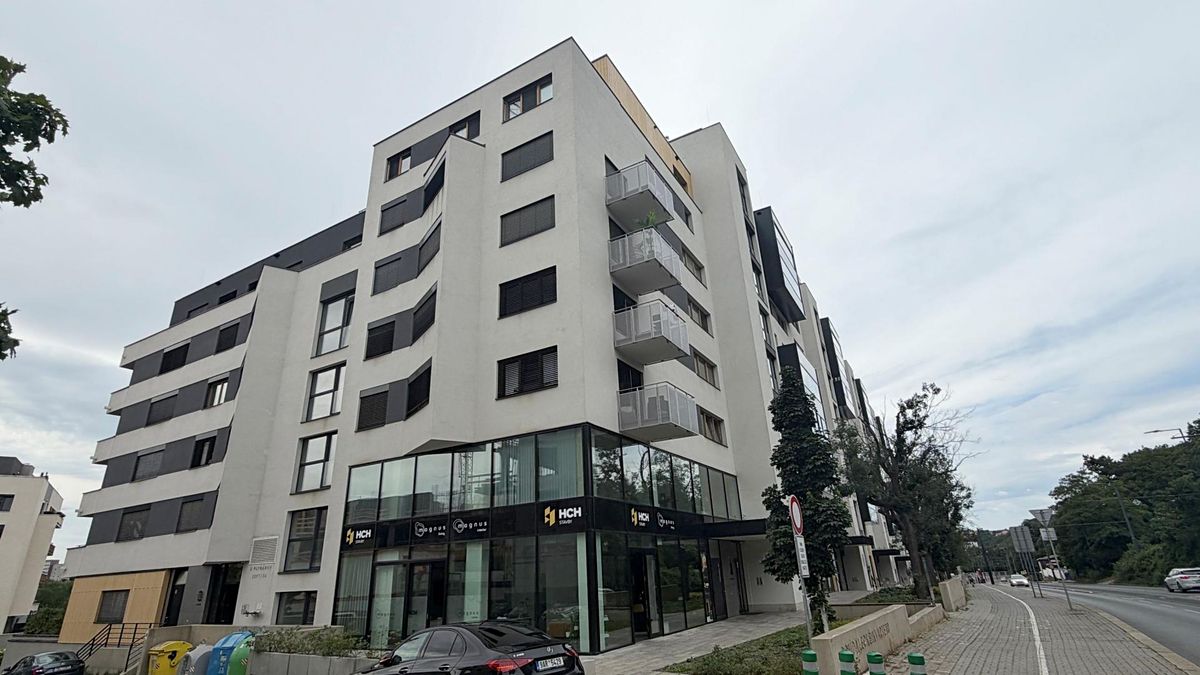 Pronájem bytu 2+kk 52 m²