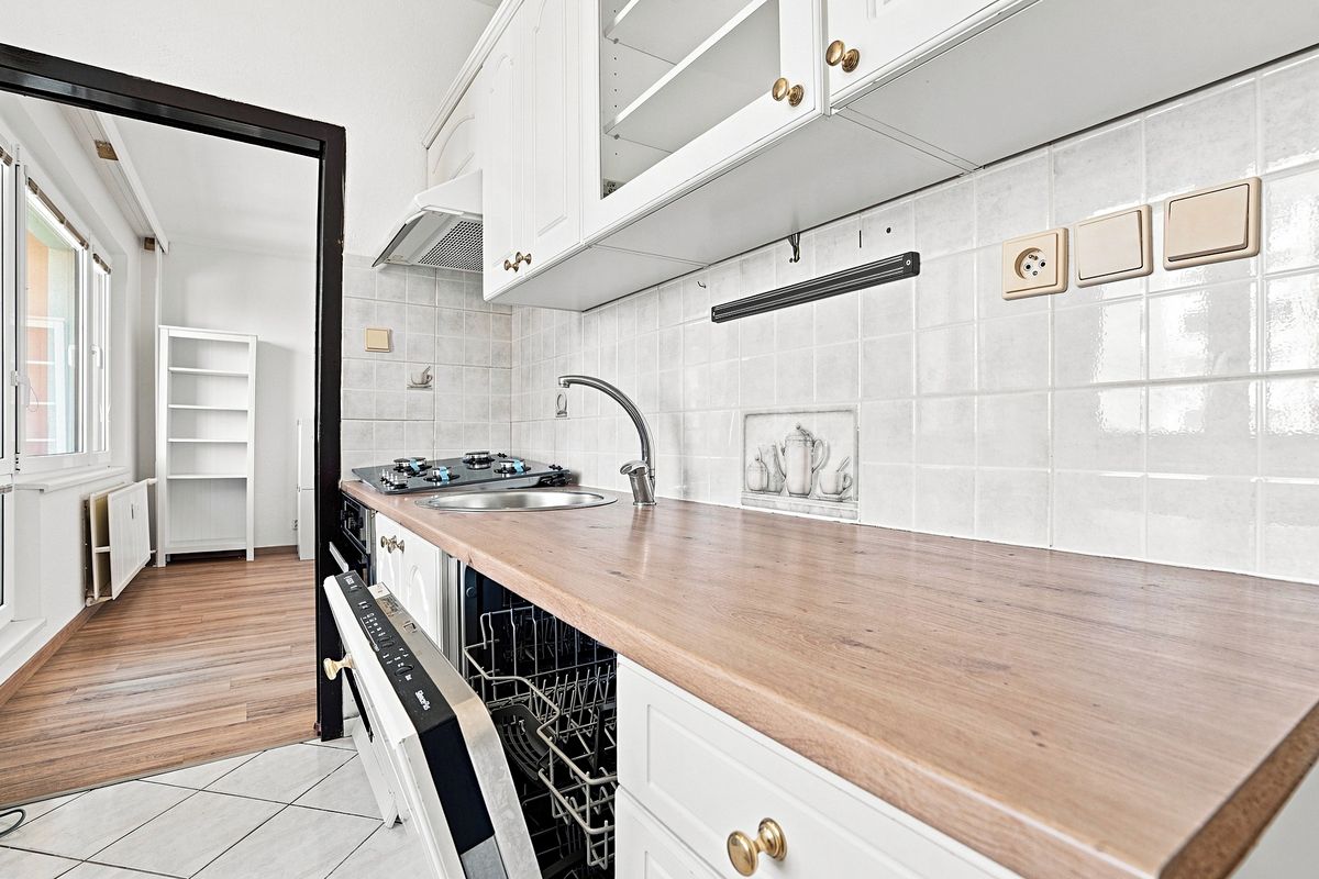 Pronájem bytu 3+1 69 m² – fotografie 3