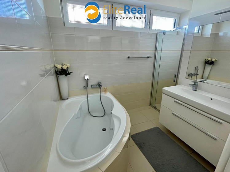 Prodej domu, 133 m² (13 z 54)