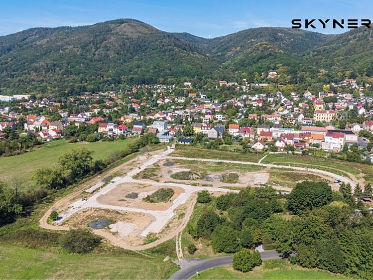 Prodej pozemku, 1 015 m² (1 z 11)