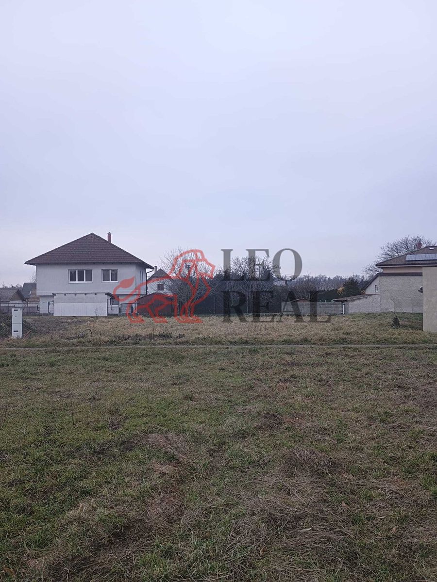 Prodej stavebního pozemku 691 m², Brodce – fotka 1 z 3