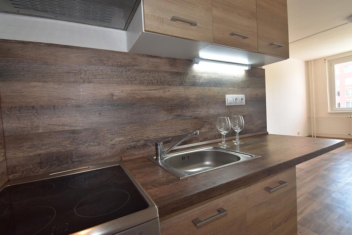 Pronájem bytu 2+kk 39 m² – fotografie 2