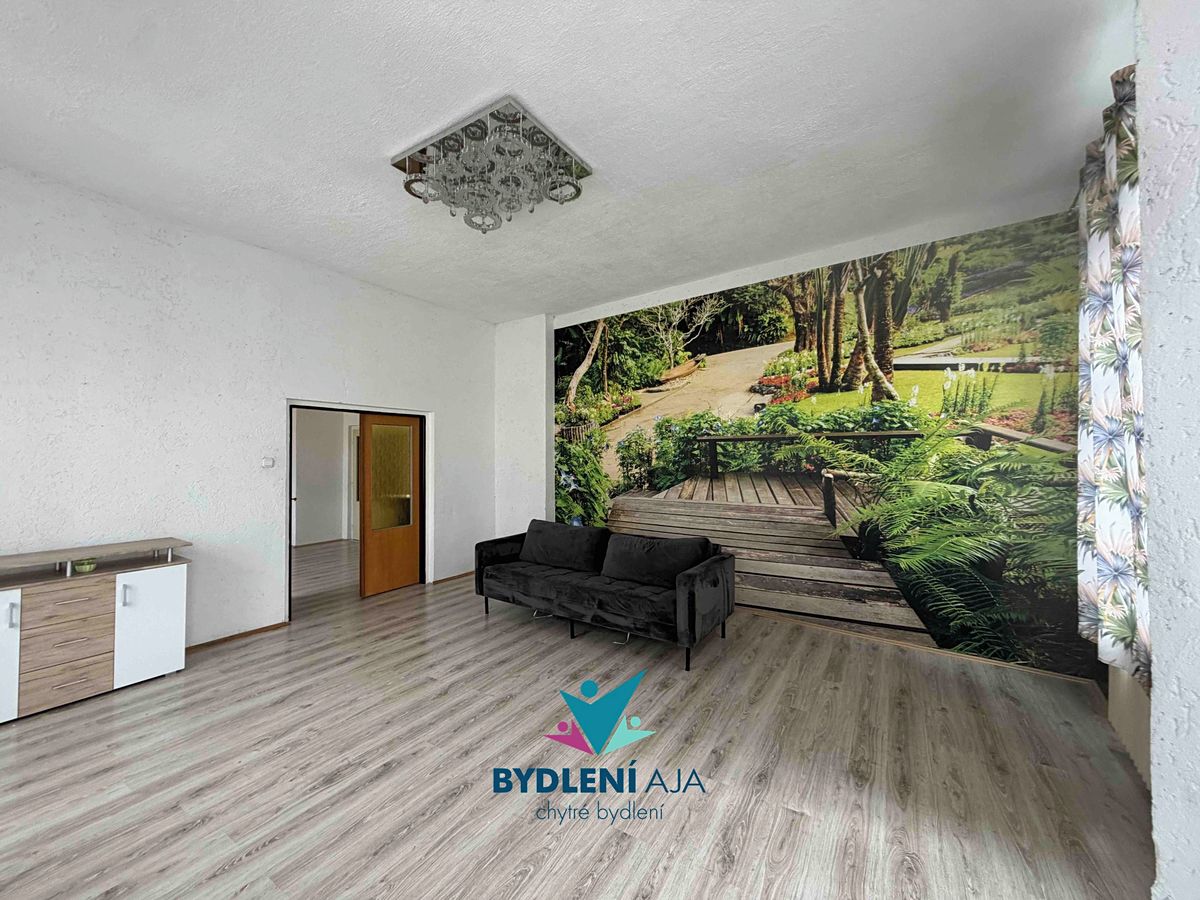 Pronájem bytu 4+1 143 m² – fotografie 3