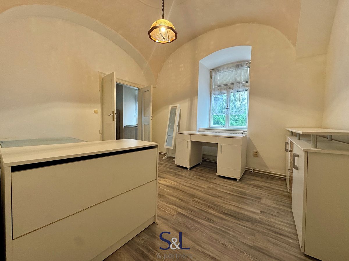 Pronájem bytu 2+kk 56 m² – fotografie 3