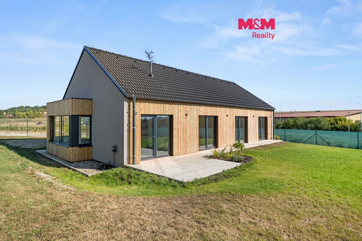 Prodej rodinného domu 112 m², pozemek 886 m²