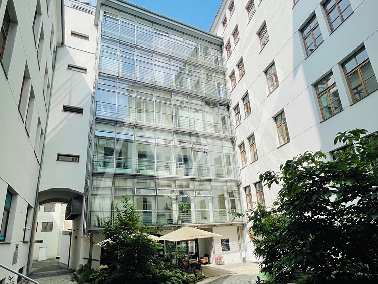 Gewerbefläche zur Miete, 142 m² (2 von 9)
