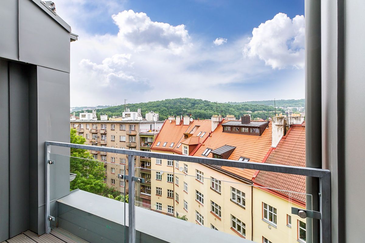 Pronájem bytu 2+1 76 m² – fotografie 3