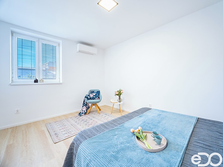 Prodej domu, 70 m² (12 z 20)