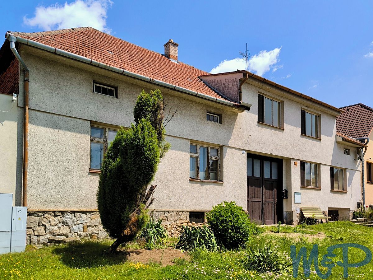 Prodej rodinného domu 114 m², pozemek 2595 m²