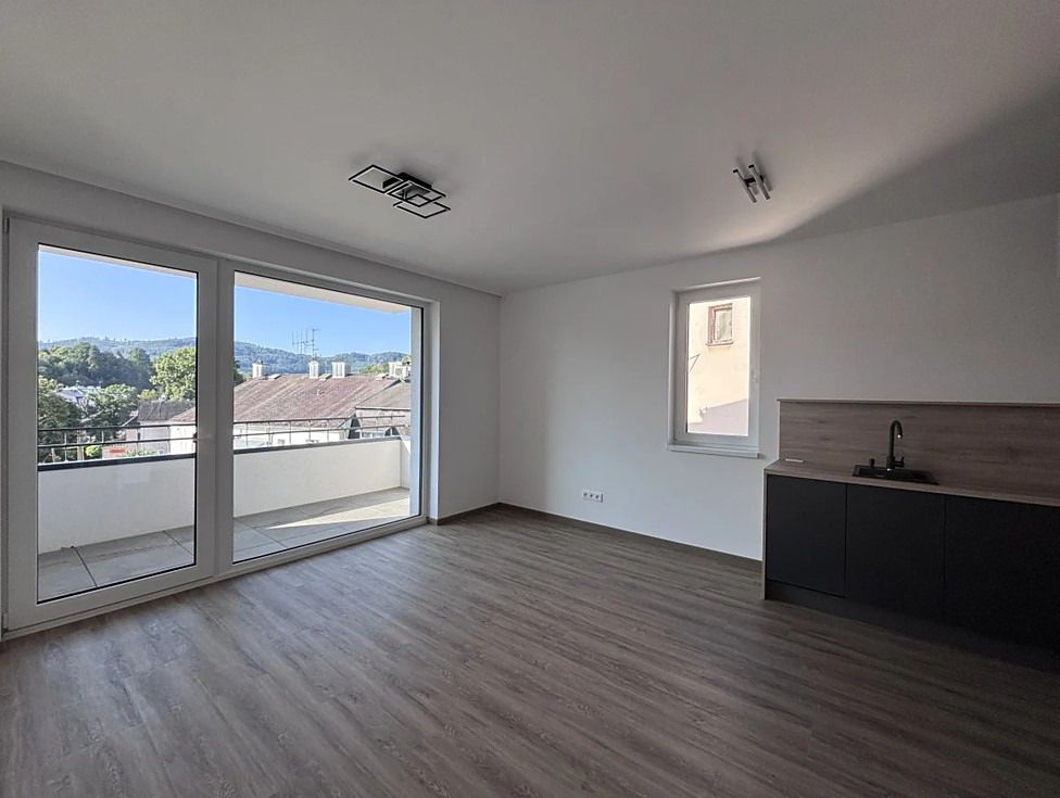 Pronájem bytu 2+kk 49 m² – fotografie 3