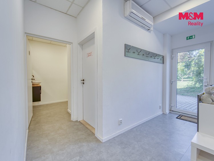 Комерційне приміщення в оренду, 100 м² (13 з 17)