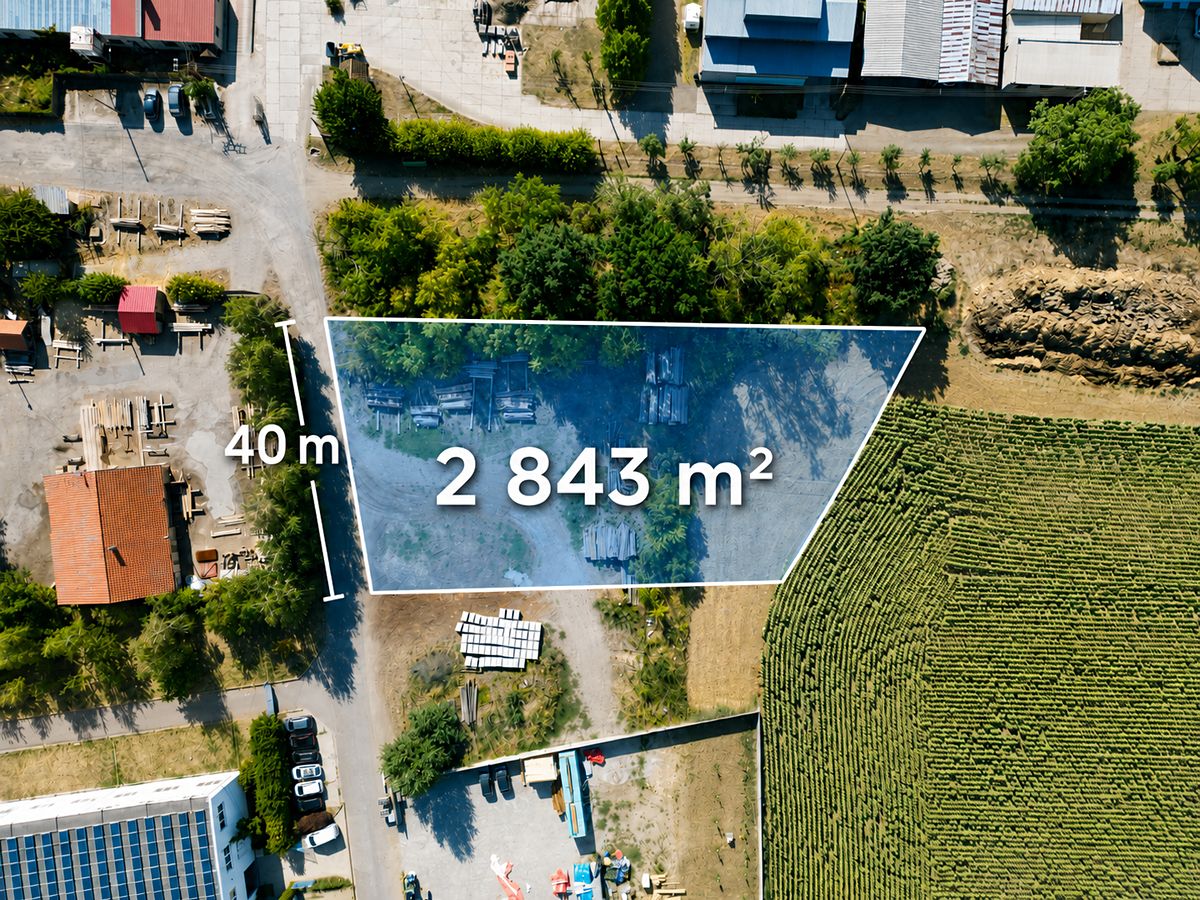 Prodej komerčního pozemku 2843 m²