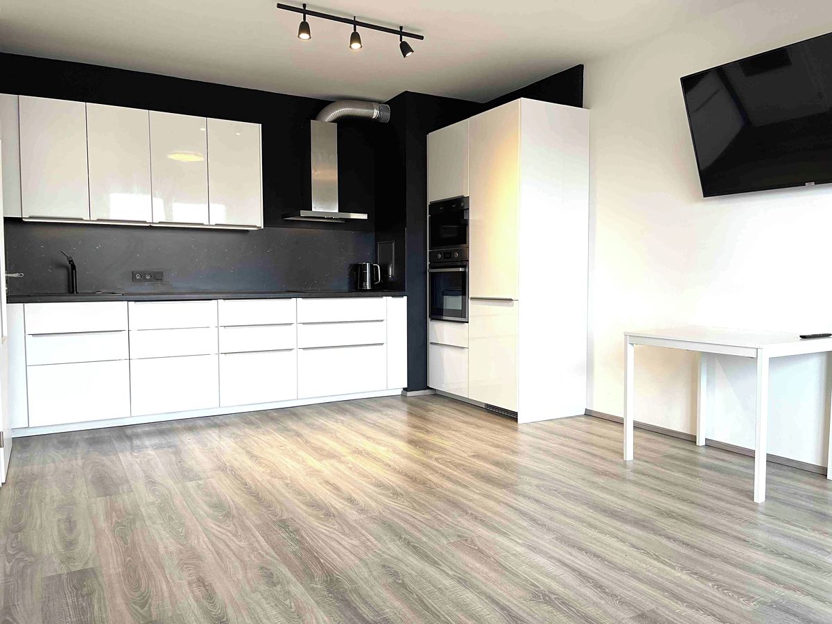 Pronájem bytu 2+kk 50 m² – fotografie 4