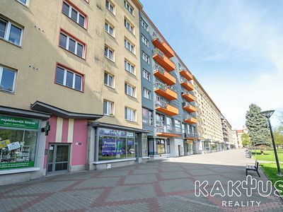 Pronájem obchodního prostoru 80 m²