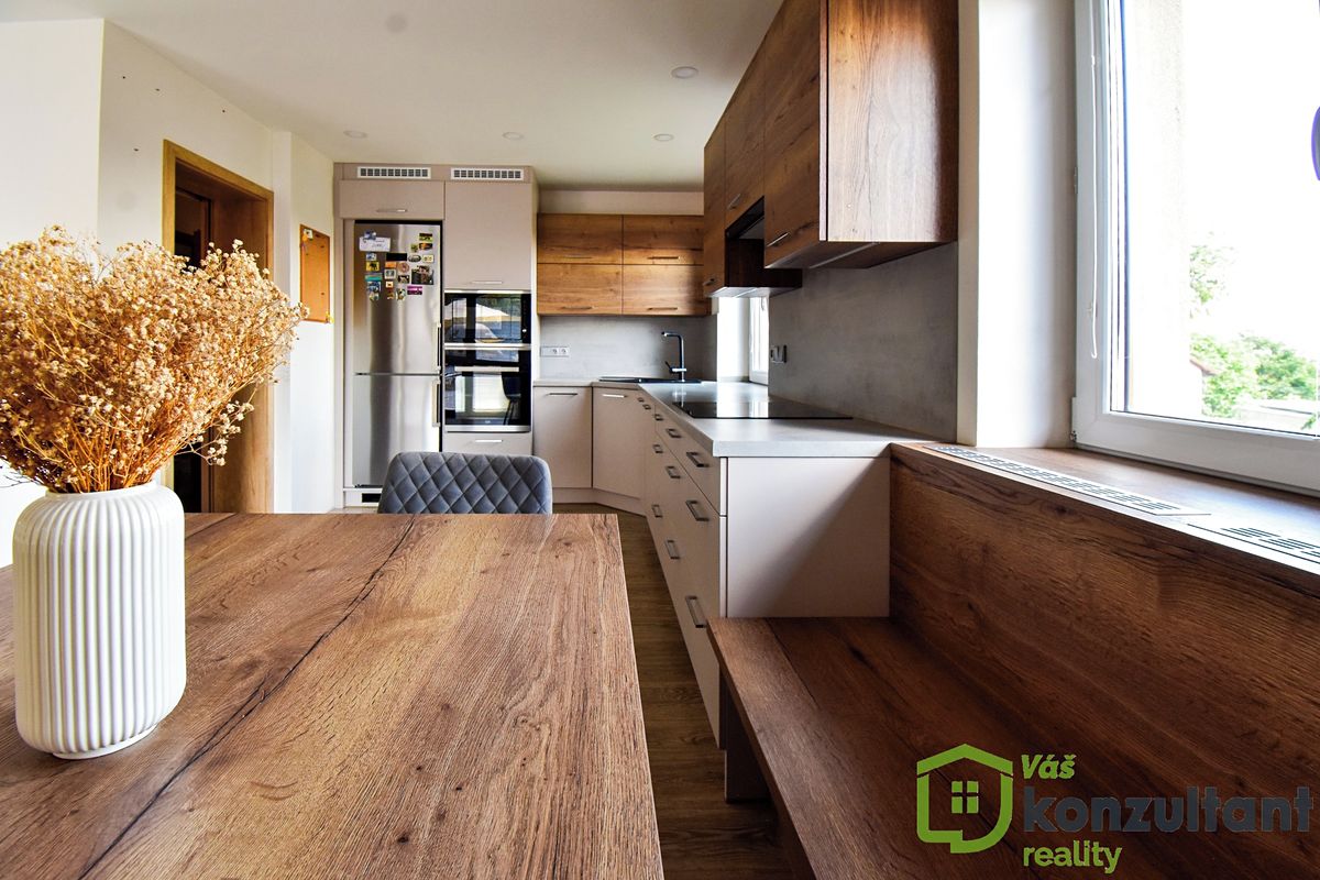 Prodej rodinného domu 155 m², pozemek 1970 m² – fotografie 3