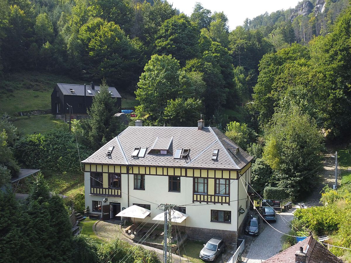 Prodej rodinného domu 450 m², pozemek 1091 m²