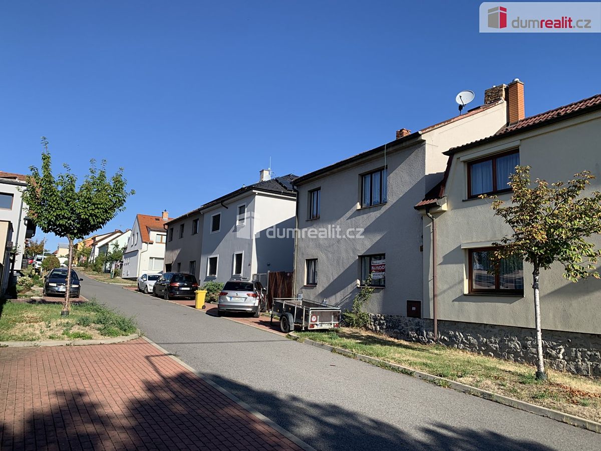 Prodej rodinného domu 160 m², pozemek 217 m² – fotografie 3