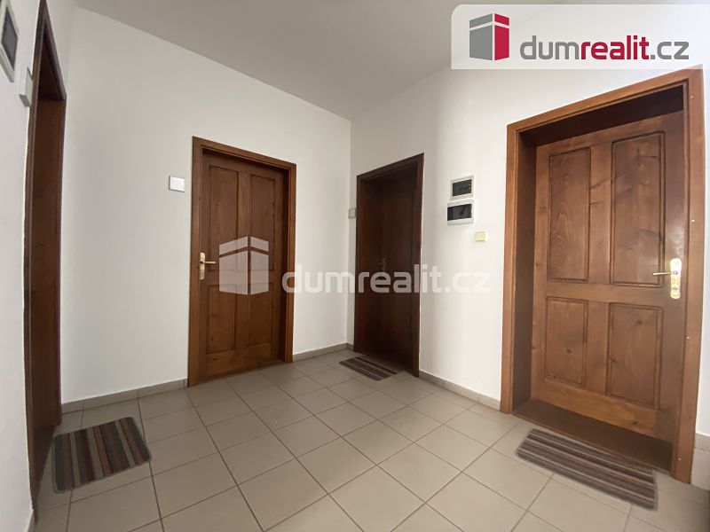 Pronájem kanceláře 33 m² – fotografie 4
