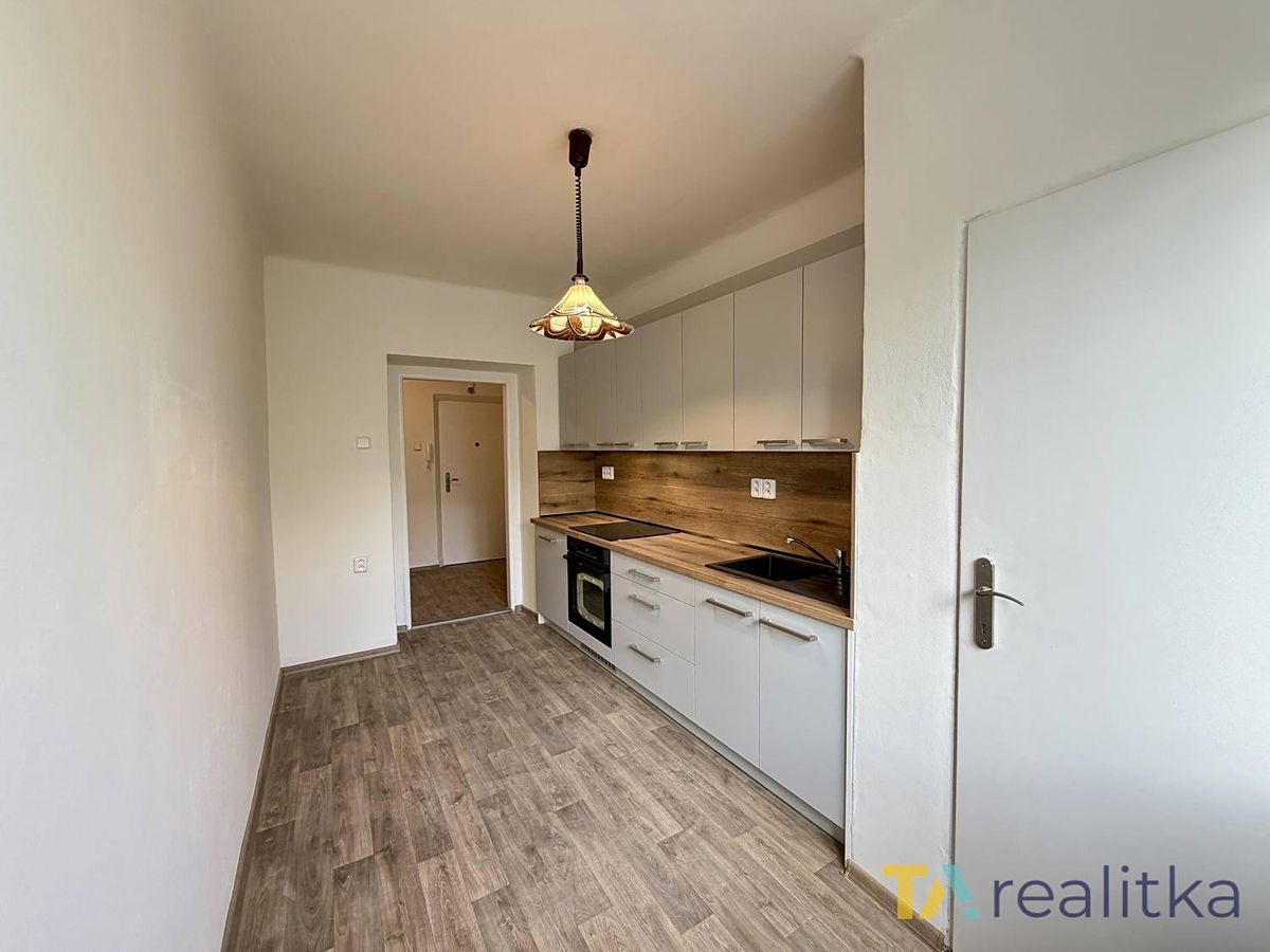 Pronájem bytu 2+1 68 m² – fotografie 5