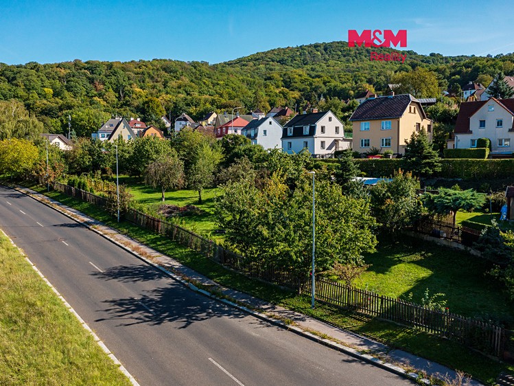 Grundstück zum Kauf, 1.940 m² (1 von 11)