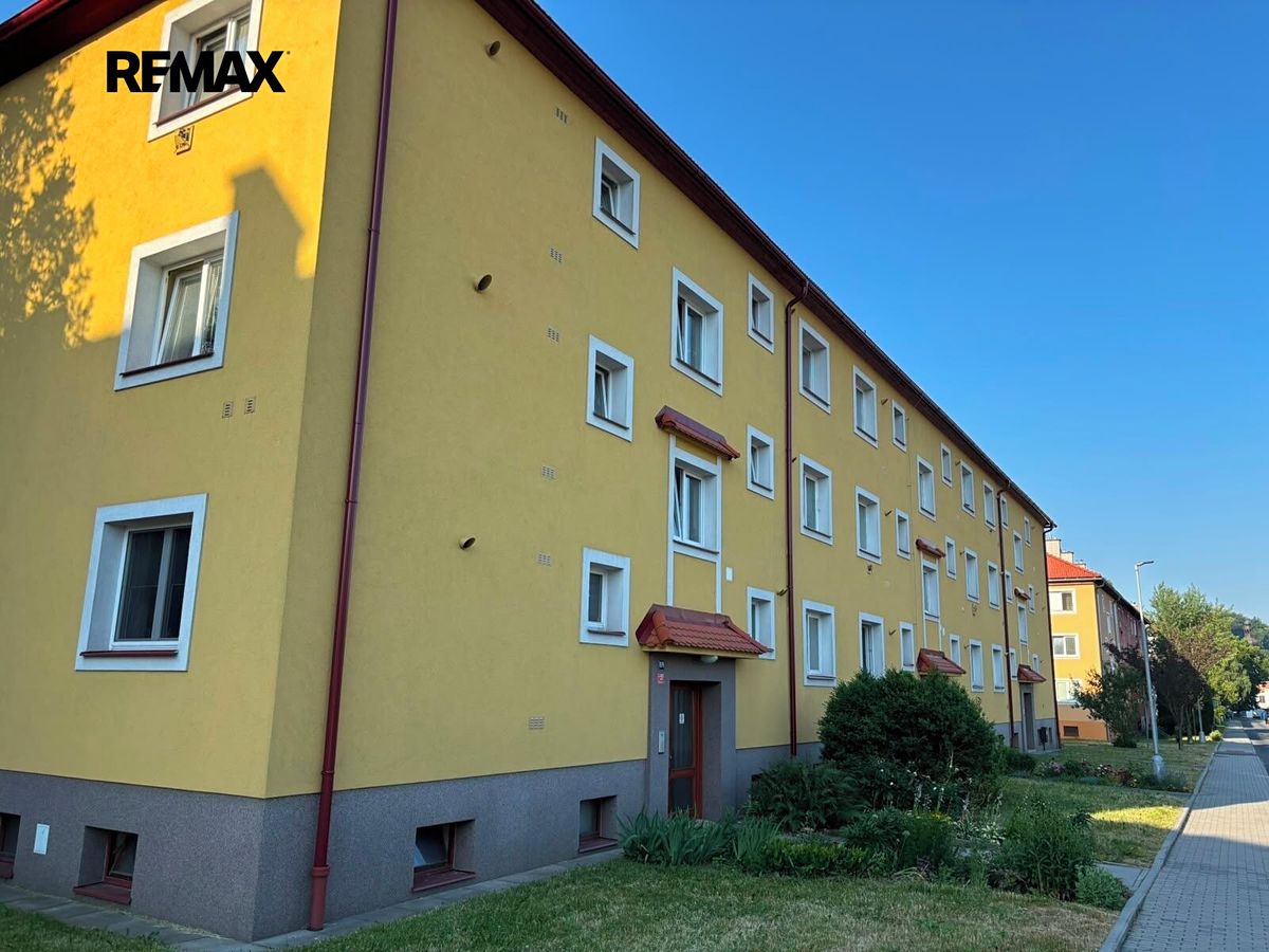 Pronájem bytu 2+1 50 m², Rožnov pod Radhoštěm – fotka 1 z 3