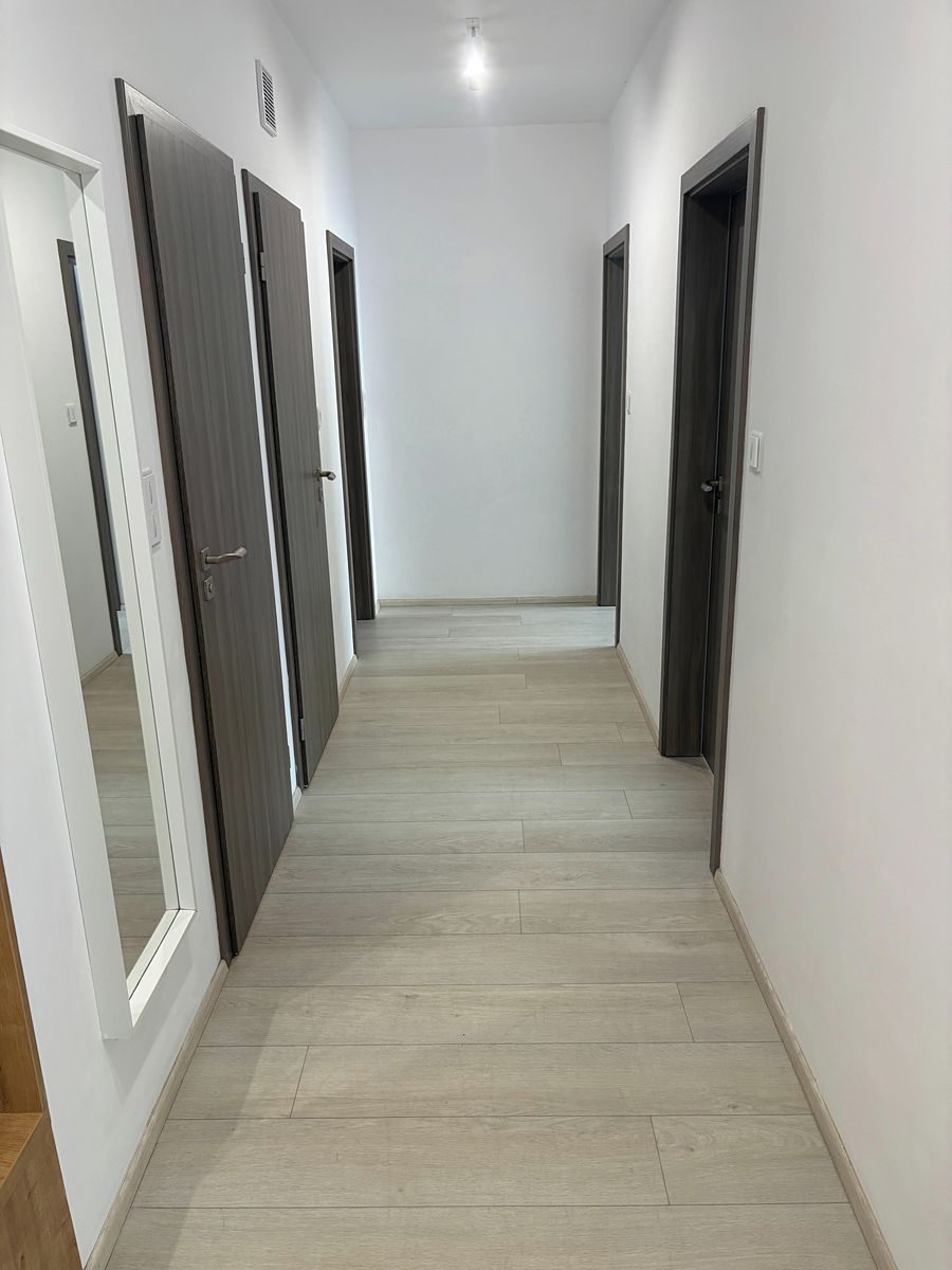 Pronájem bytu 4+kk 108 m² – fotografie 5