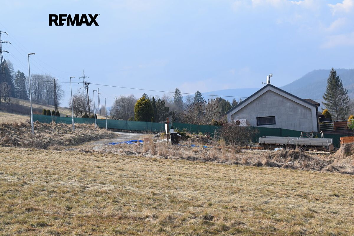 Prodej stavebního pozemku 3795 m²
