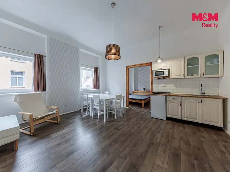 Prodej činžovního domu 327 m², Hroznětín – náhled fotky 2