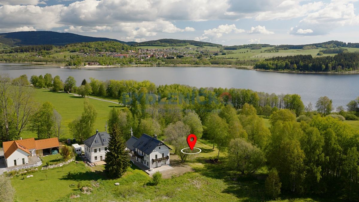 Prodej stavebního pozemku 1523 m² – fotografie 3