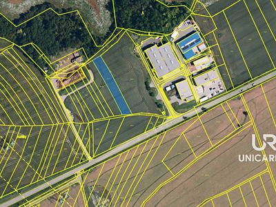 Prodej komerčního pozemku 1755 m²