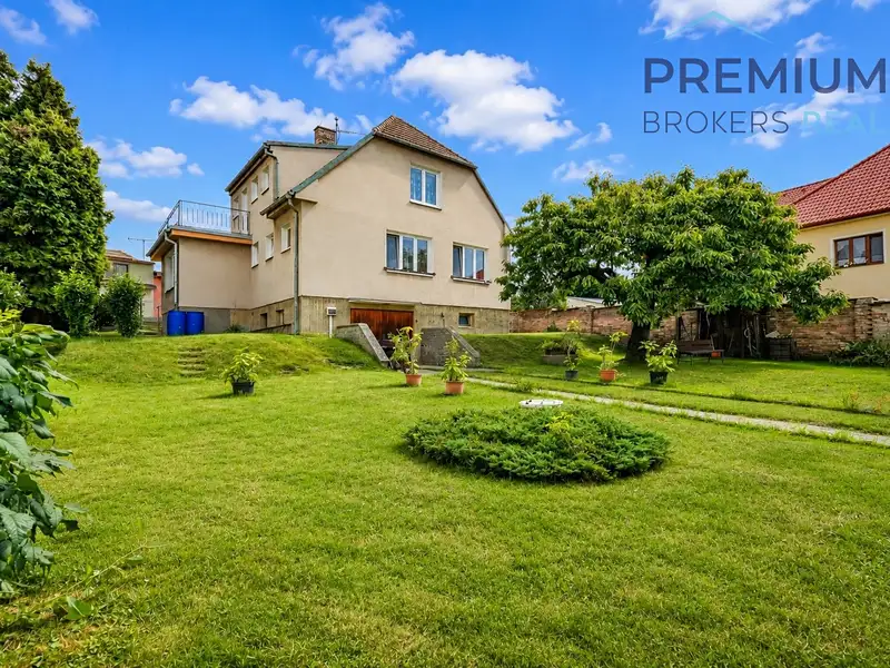 Prodej rodinného domu 155 m², pozemek 834 m², Račice – náhled fotky 1