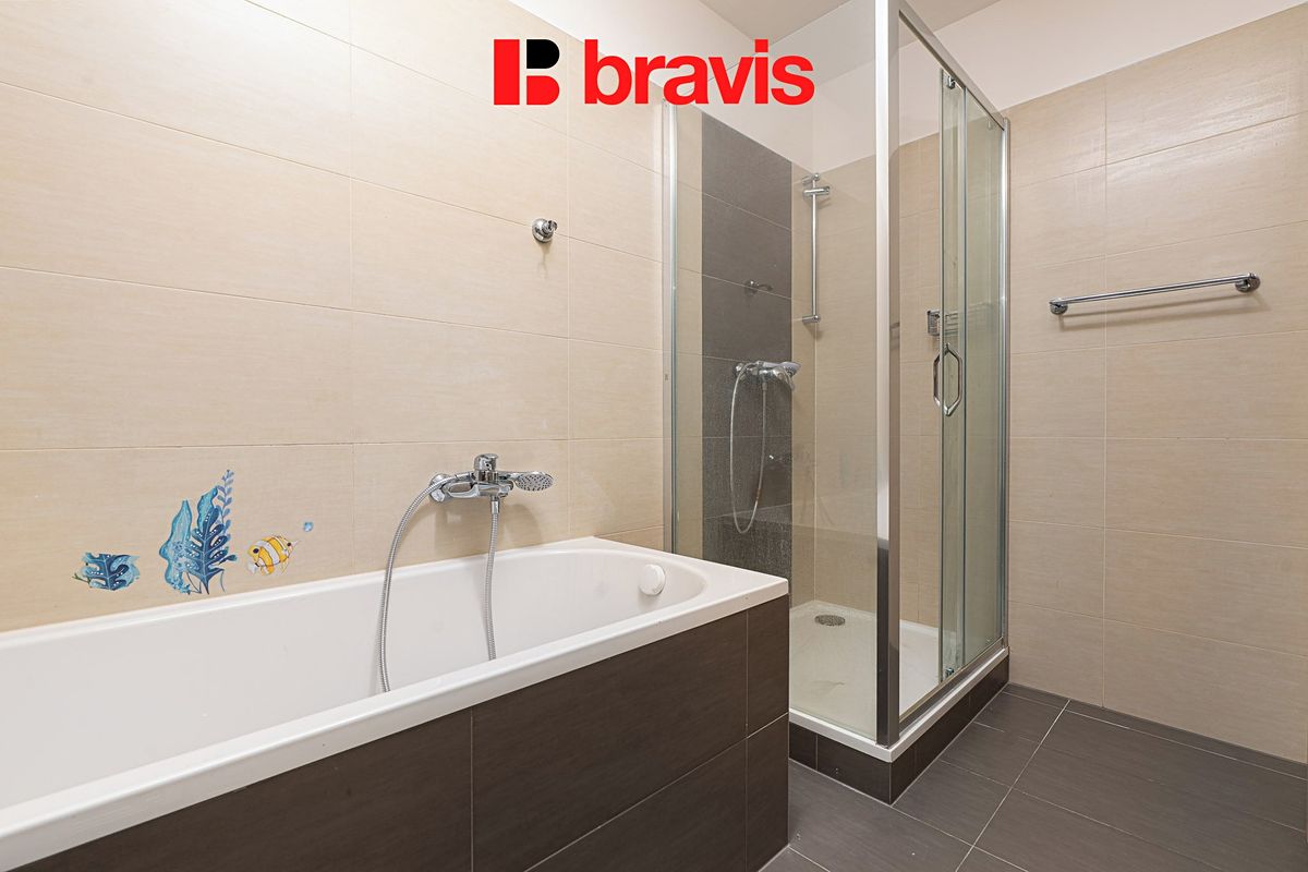 Pronájem bytu 2+kk 79 m² – fotografie 3