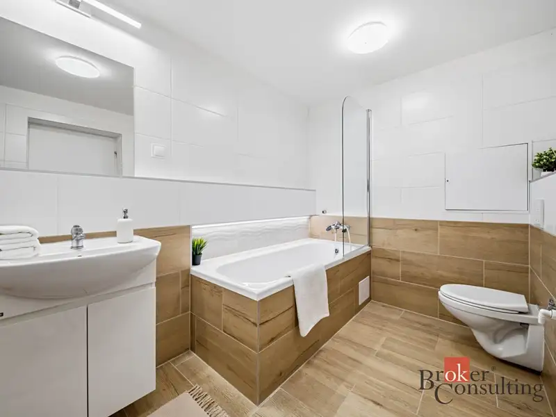 Prodej bytu 2+1 66 m², Teplice – náhled fotky 2