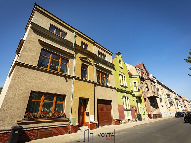 Будинок на продаж, 320 м² (2 з 28)