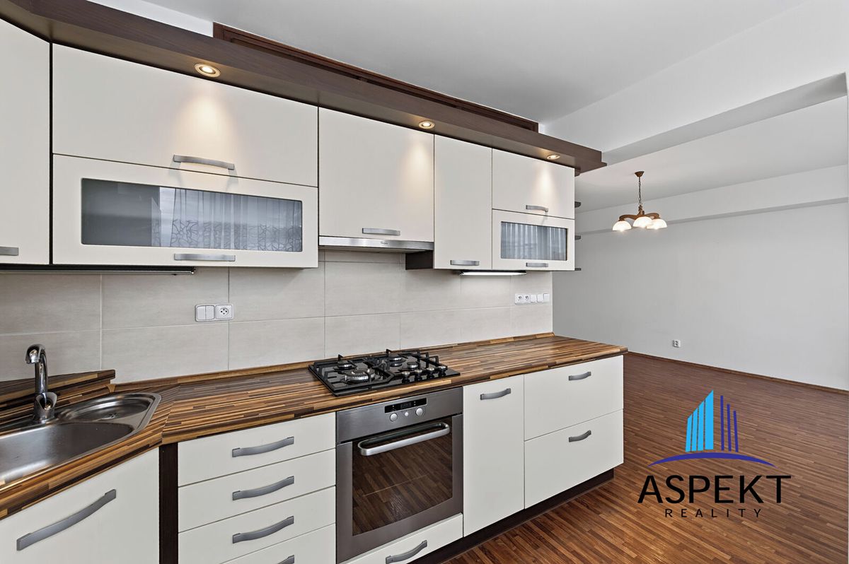 Pronájem bytu 3+kk 83 m² – fotografie 4