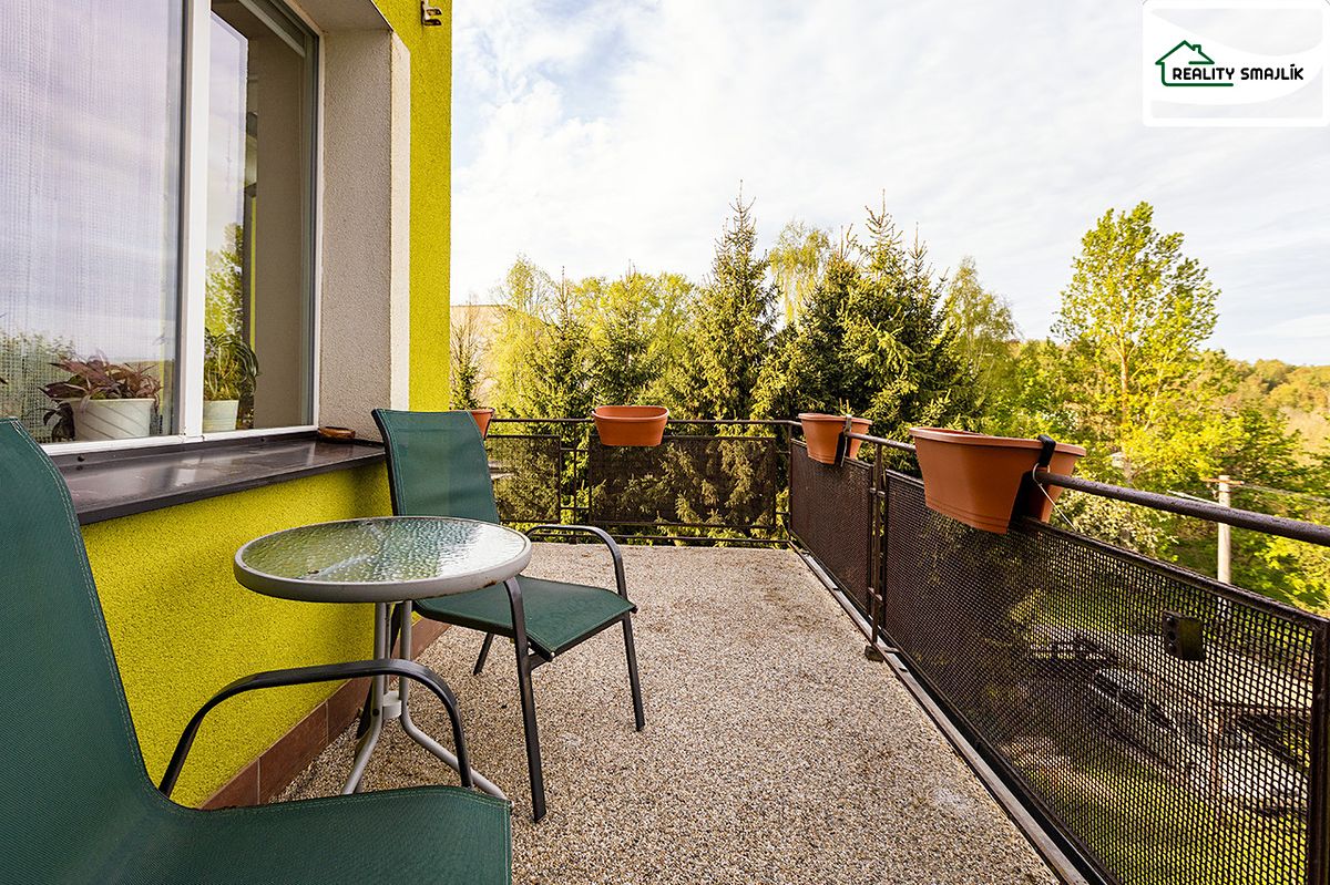 Prodej vily 216 m², pozemek 1202 m² – fotografie 3