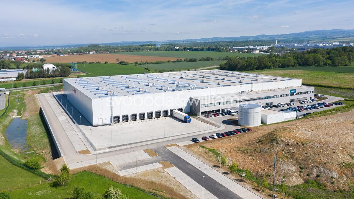 Pronájem výrobní haly, prostoru 7285 m² – fotografie 4