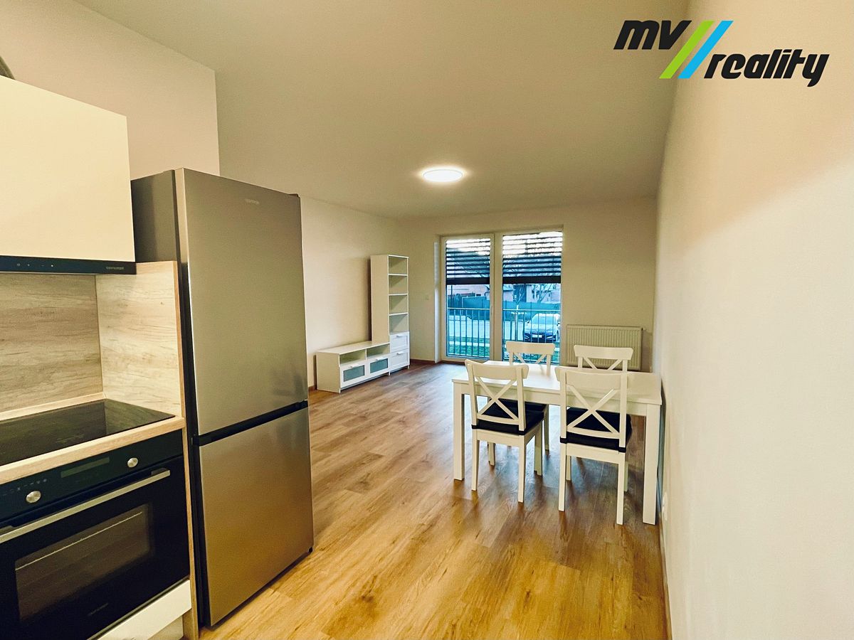 Pronájem bytu 2+kk 51 m² – fotografie 3