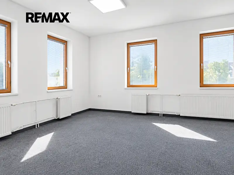 Pronájem kanceláře 339 m², České Budějovice – náhled fotky 3
