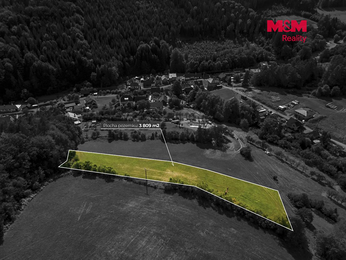 Prodej stavebního pozemku 3809 m² – fotografie 2