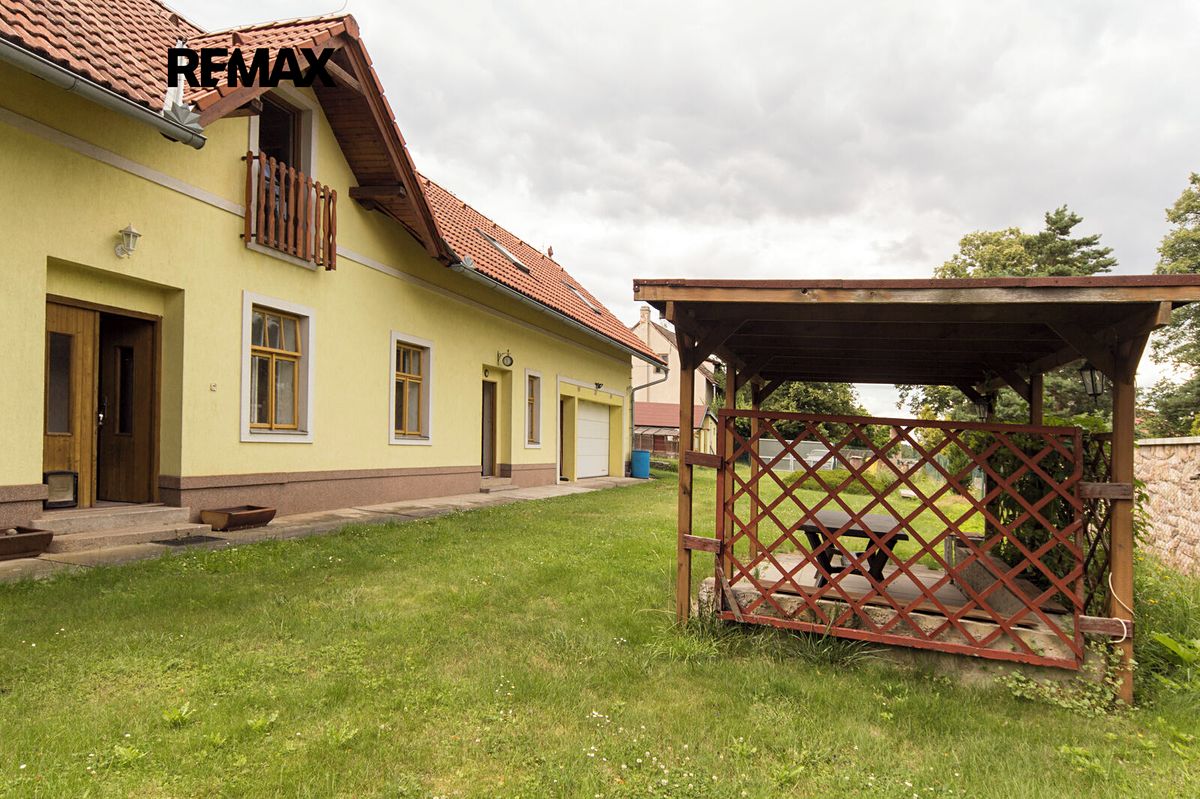 Prodej rodinného domu 125 m², pozemek 638 m² – fotografie 3