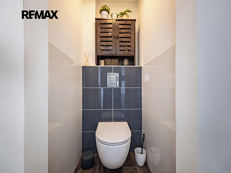Комерційне приміщення на продаж, 260 м² (16 з 55)