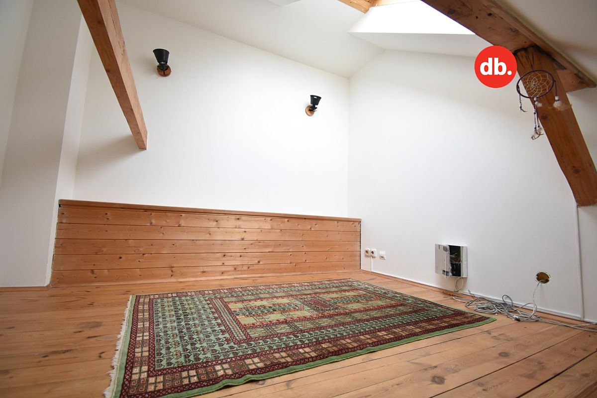 Pronájem bytu 3+1 74 m² – fotografie 4