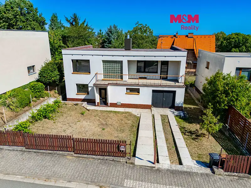 Prodej rodinného domu 180 m², pozemek 466 m², Chvaletice – náhled fotky 1