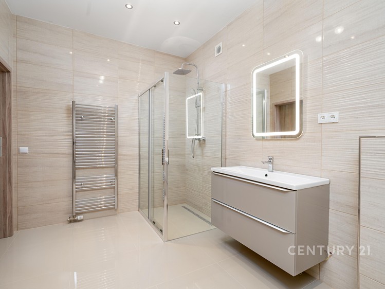 Будинок на продаж, 253 м² (6 з 34)