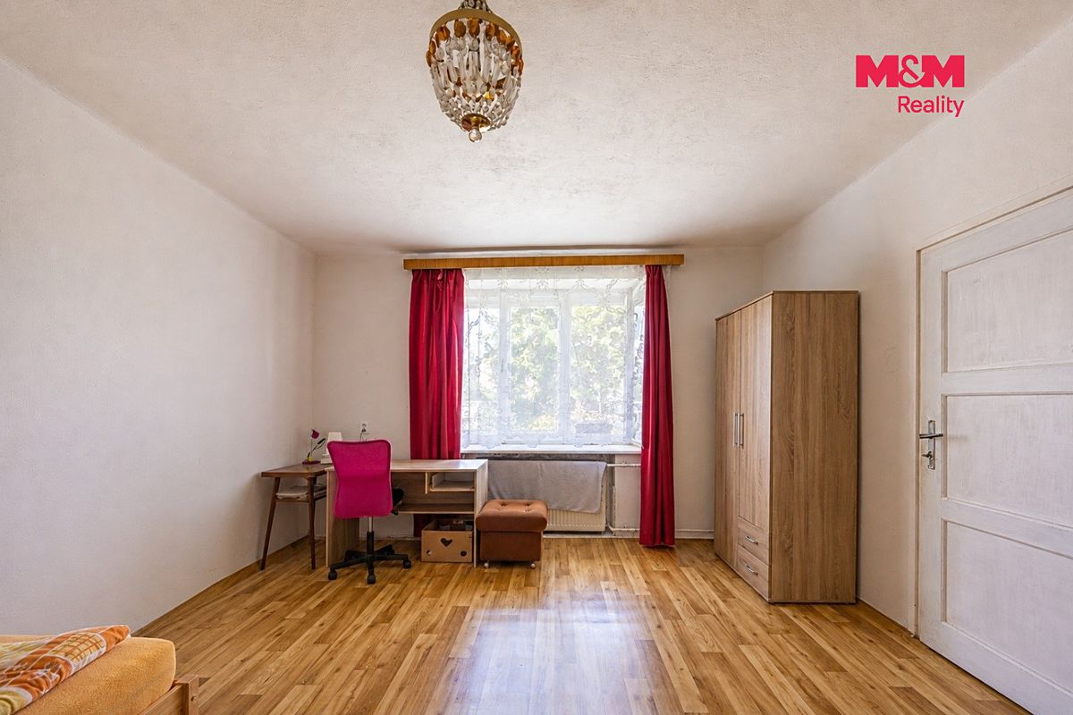 Prodej rodinného domu 217 m², pozemek 2548 m² – fotografie 4