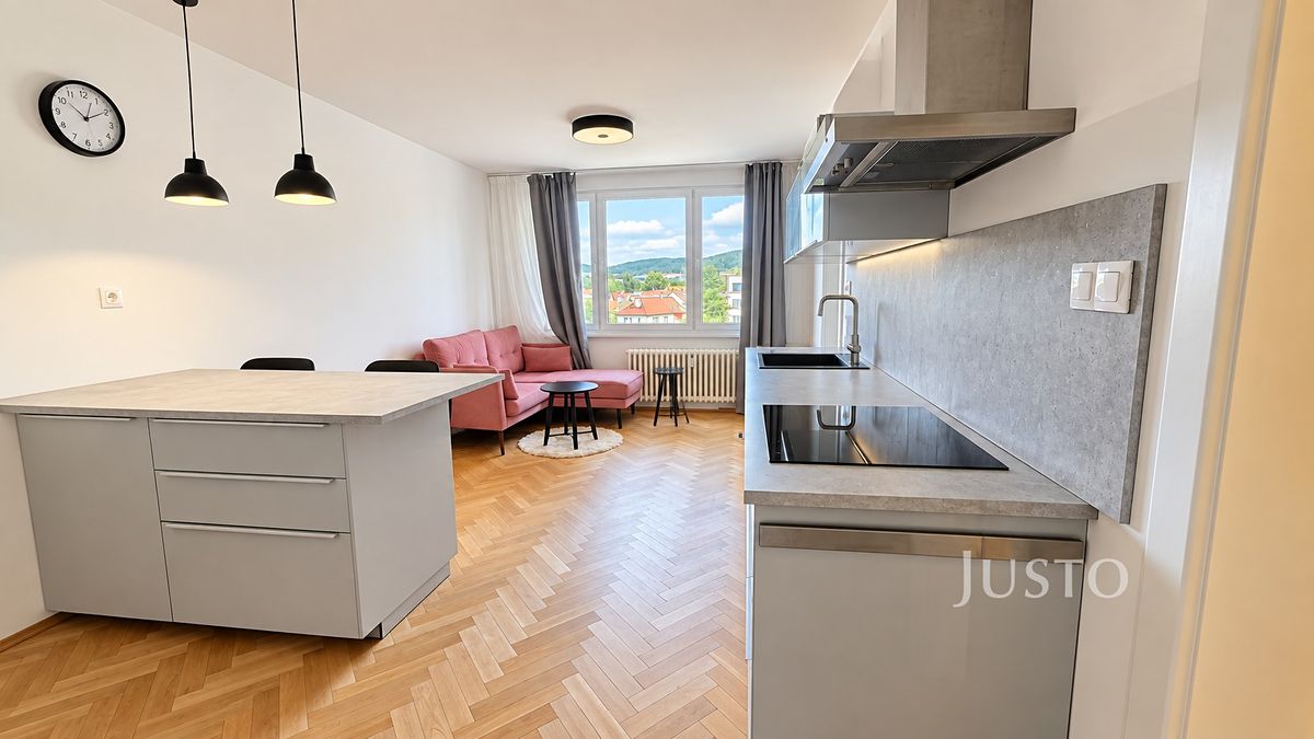 Pronájem bytu 3+kk 68 m² – fotografie 2