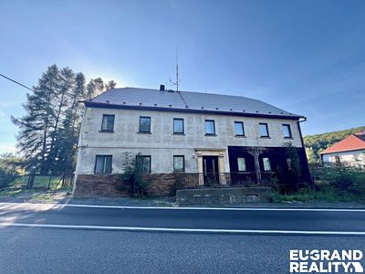 Prodej rodinného domu 450 m², pozemek 1175 m²