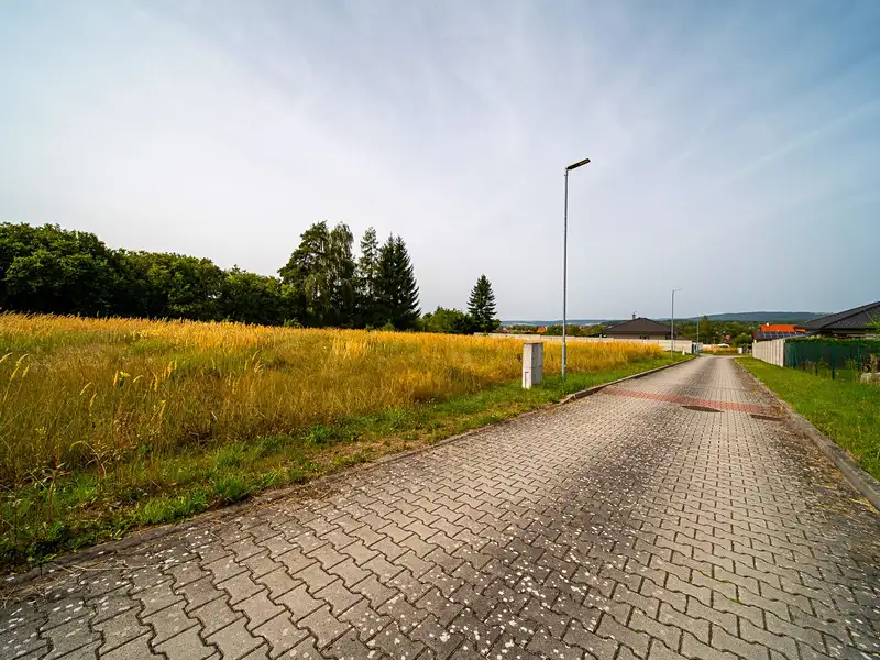 Prodej stavebního pozemku 1153 m², Lukavec u Hořic – náhled fotky 2
