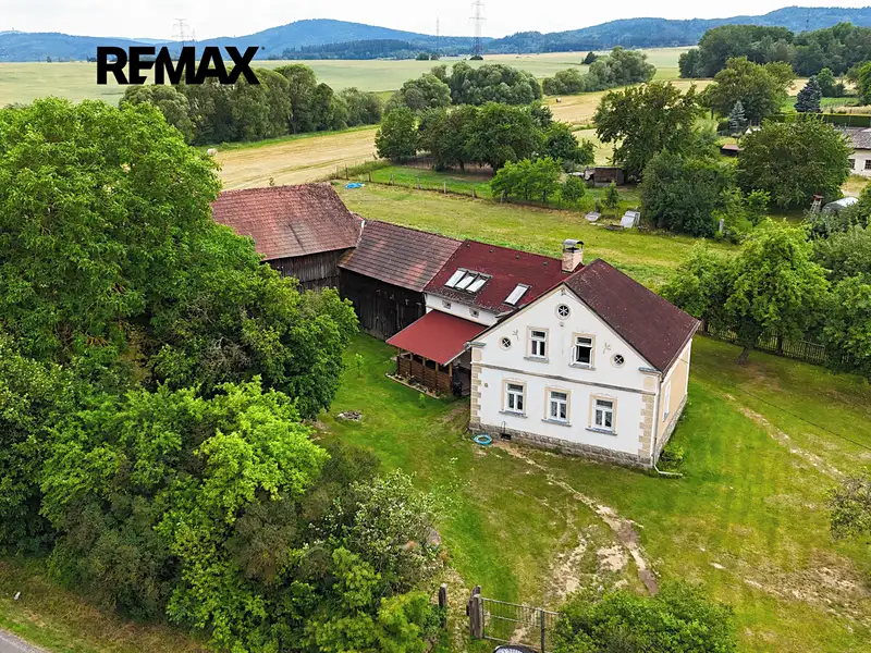Prodej rodinného domu 300 m², pozemek 3129 m², Přimda – náhled fotky 1
